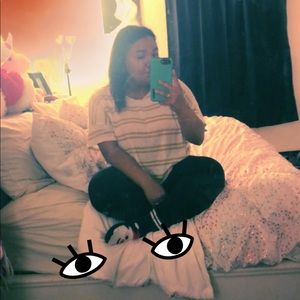 Meet your Posher, Deleana